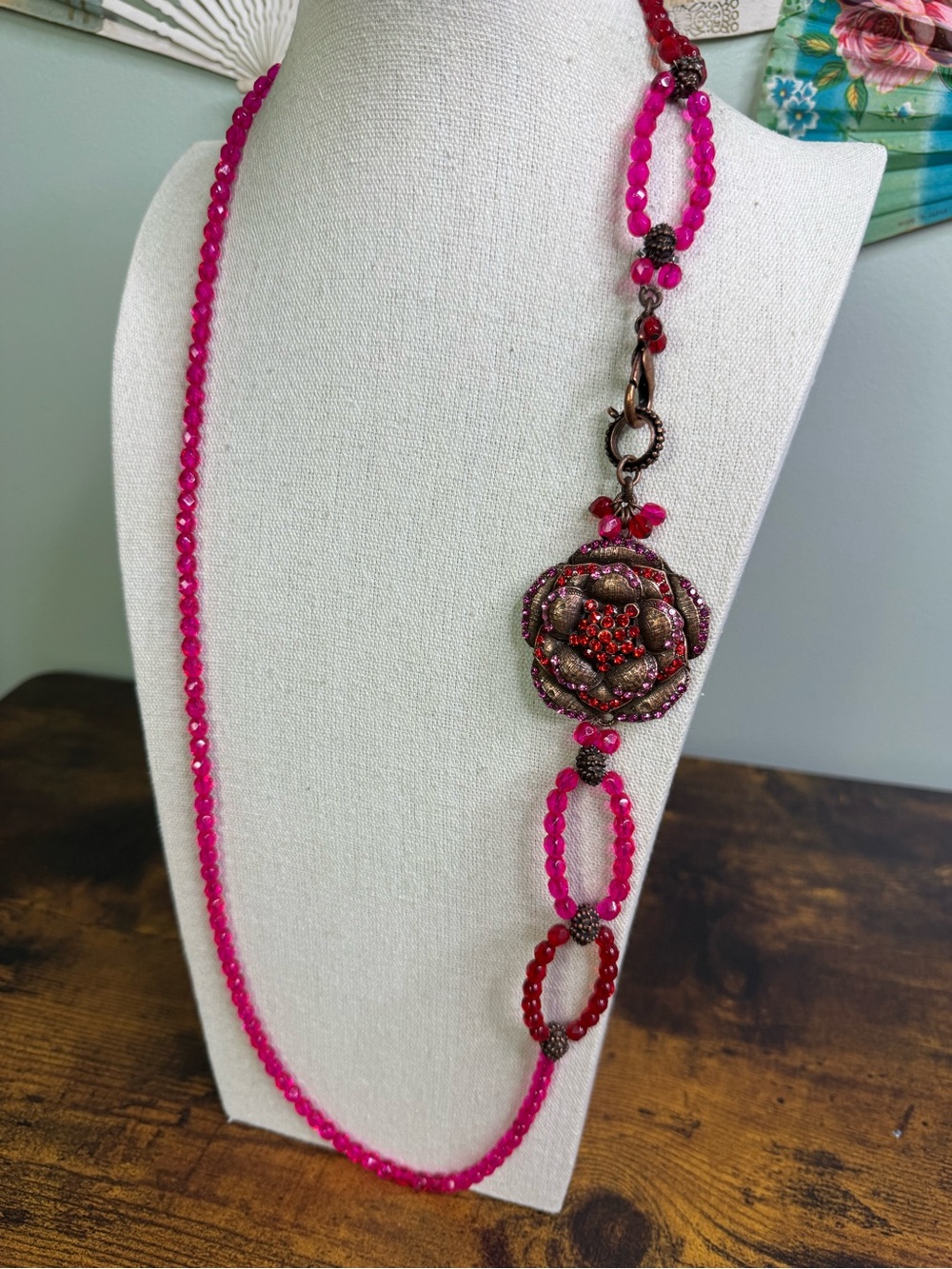Red and Pink Glass Beaded Rose Pendant Necklace - Bronzed Metal
